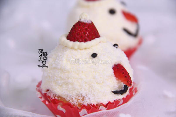 圣诞雪人蛋糕的做法图解2