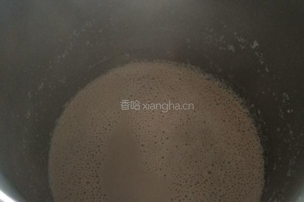 香浓花生红豆豆浆的做法图解7