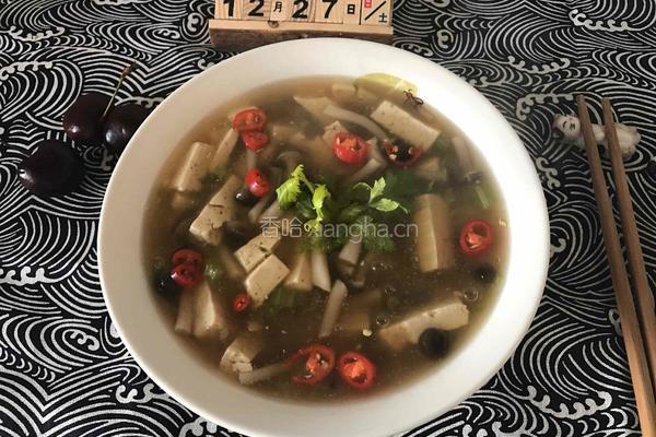蟹菇芹菜豆腐汤的做法图解10
