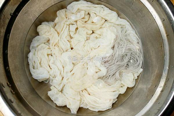 自制黑胡椒风味脆皮肠烤肠的做法图解10