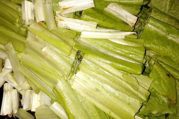 蒜蓉油麦菜的做法图解1
