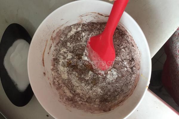 巧克力戚风蛋糕8寸的做法图解5