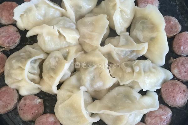 香肠抱蛋煎饺的做法图解4