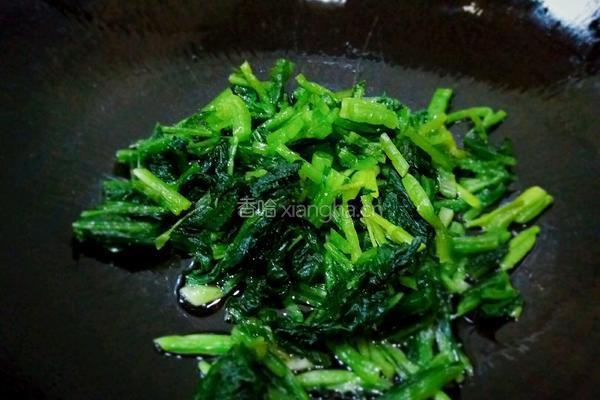 雪菜墨鱼的做法图解3