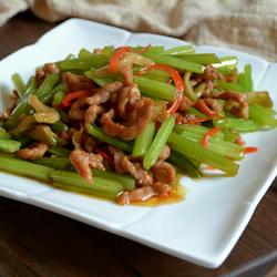 芹菜炒肉丝的做法[图]