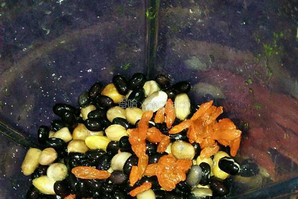 黑豆花生豆浆的做法图解4
