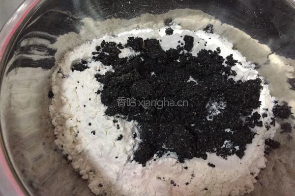 黑芝麻酱花生包的做法图解2