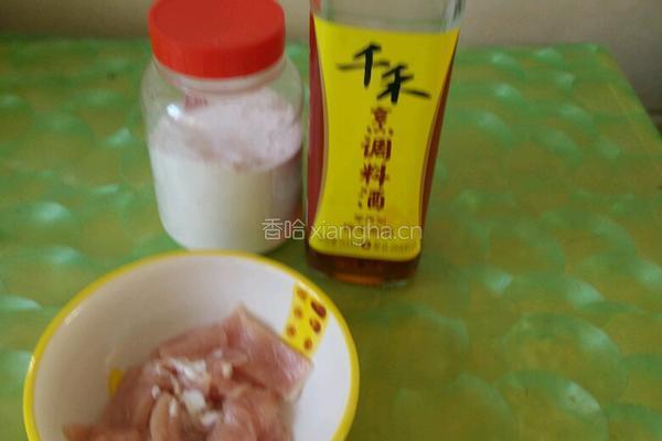 苹果菠萝炒肉片的做法图解3