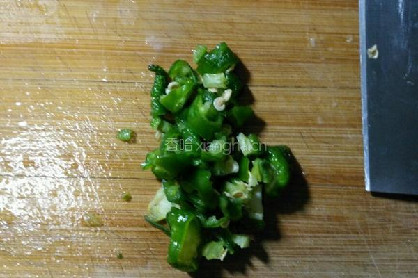 老干妈炒莲菜的做法图解2