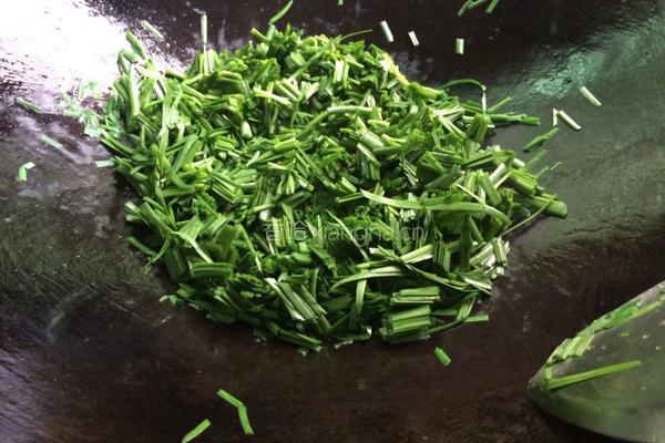 韭菜炒蛋的做法图解3
