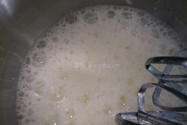 蓝莓芝麻戚风蛋糕的做法图解6