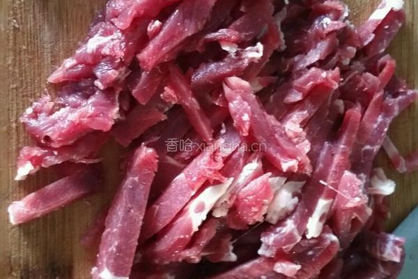 干煸牛肉丝的做法图解1