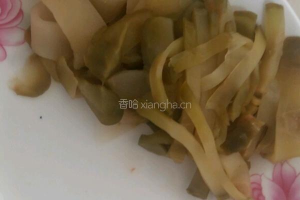 炒烤榨菜牛肉的做法图解2