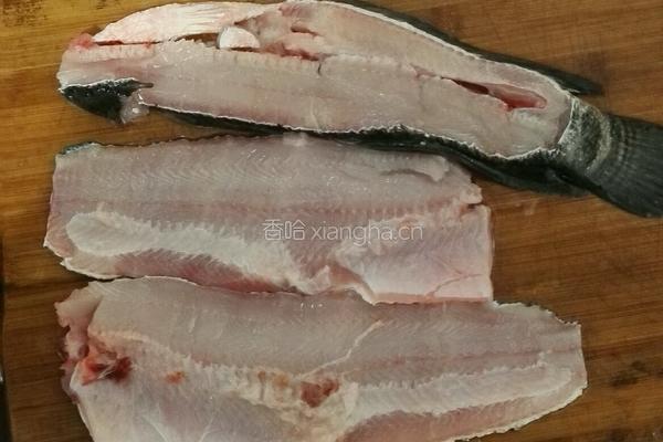 特色乌鱼汤的做法图解2