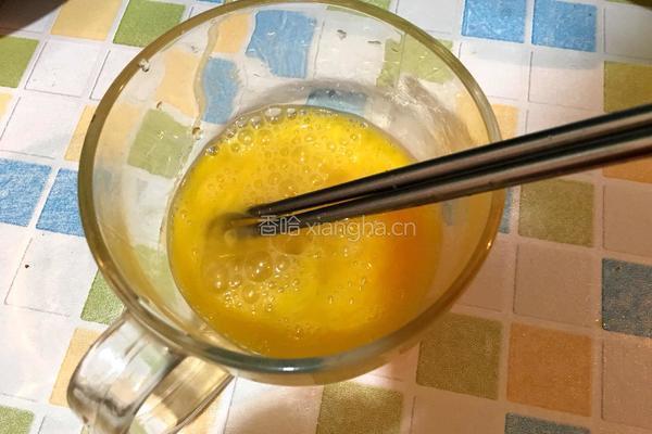 腊八豆炒鸡蛋的做法图解2