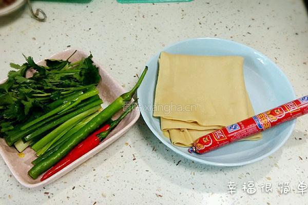 凉拌百页（豆腐皮）的做法图解1