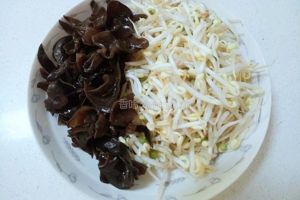 青菜鸡蛋面的做法图解1