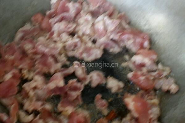 泡萝卜炒肉的做法图解2