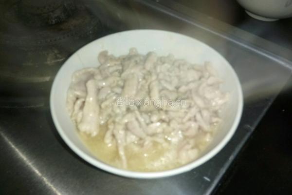 猪肉丝炒圆白菜的做法图解8