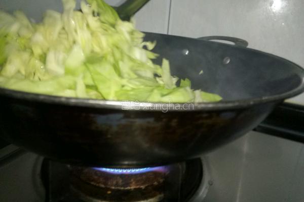 猪肉丝炒圆白菜的做法图解11