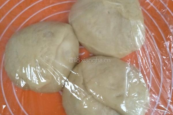 红豆馅吐司的做法图解3