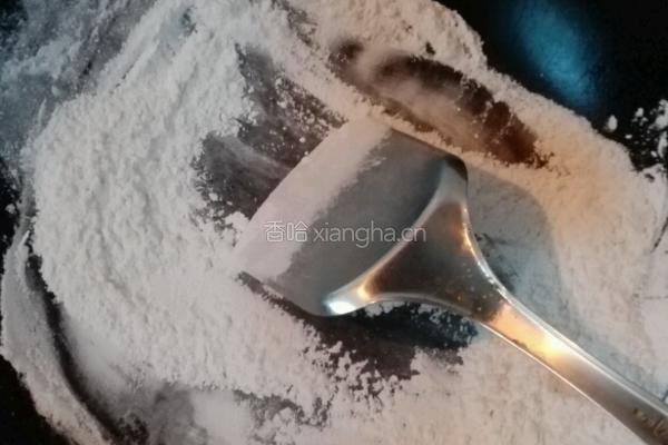 油栗绿豆沙冰皮月饼的做法图解11