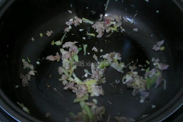 皮蛋瘦肉粥的做法图解4