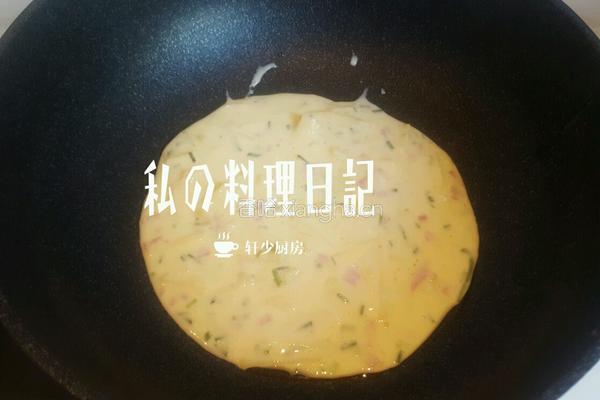 土豆丝培根芝麻蛋饼(3人份少油版)的做法图解8