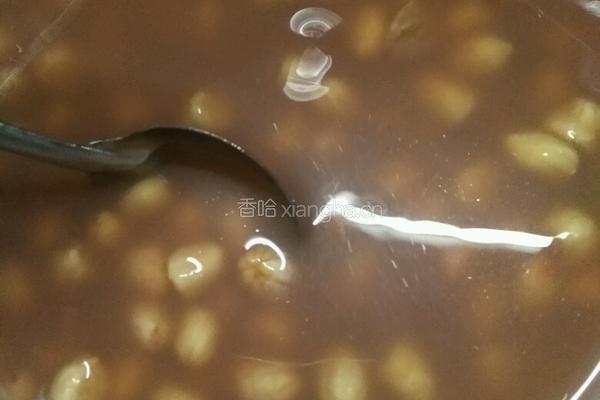 花生牛奶的做法图解1
