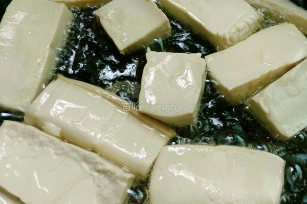 香煎豆腐的做法图解4