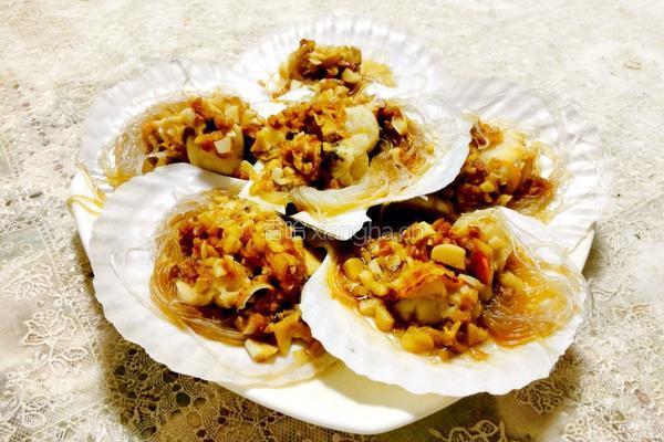 蒜蓉粉丝蒸扇贝的做法图解10