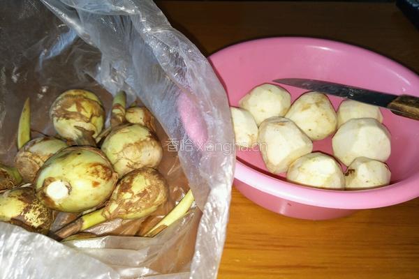 金玉满堂(油炸茨菇)的做法图解1