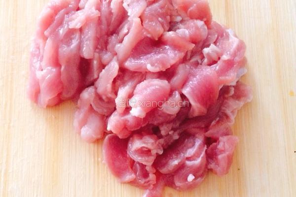 鲜淮山瘦肉粥的做法图解3