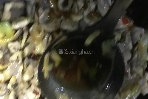 鸭血焖鸡胗的做法图解7