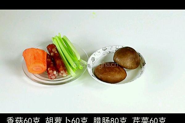 芥菜炒饭的做法图解2