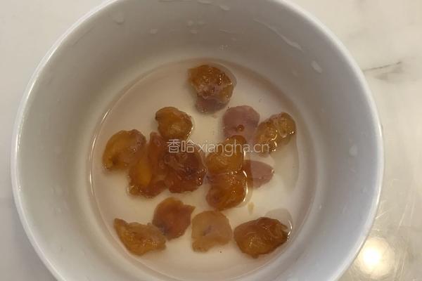 豆浆机版的银耳红枣桂圆糊的做法图解4