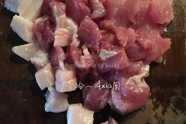 豆腐煎肉饼的做法图解1