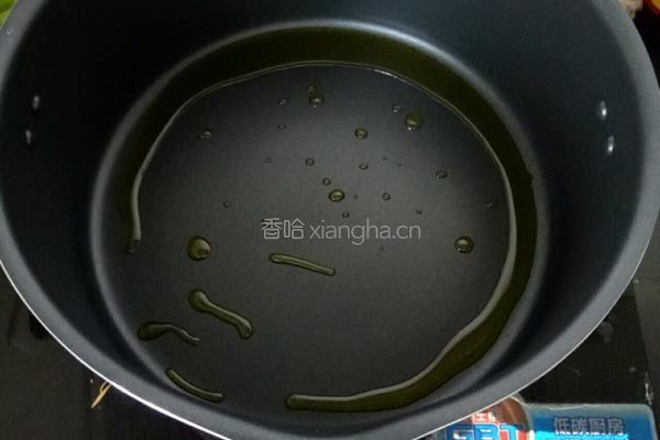 宝宝辅食鲫鱼豆腐汤的做法图解2