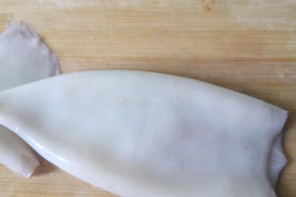 脆脆鱿鱼圈的做法图解2
