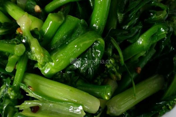 辣椒籽炒菜苔的做法图解6