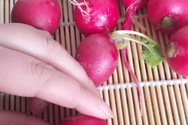 【爽口樱桃小萝卜】的做法图解3