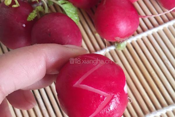 【爽口樱桃小萝卜】的做法图解4