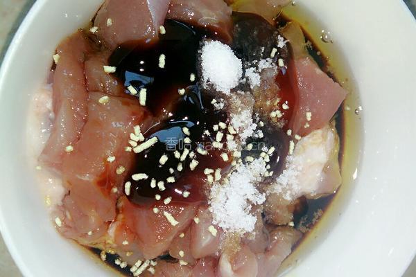 鱿鱼瘦肉虾米粥的做法图解3