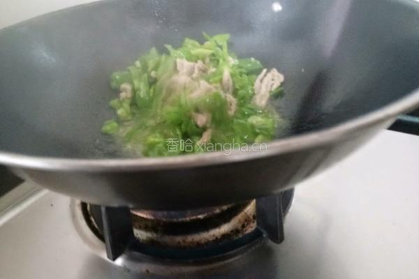 猪肉丝炒青椒的做法图解6