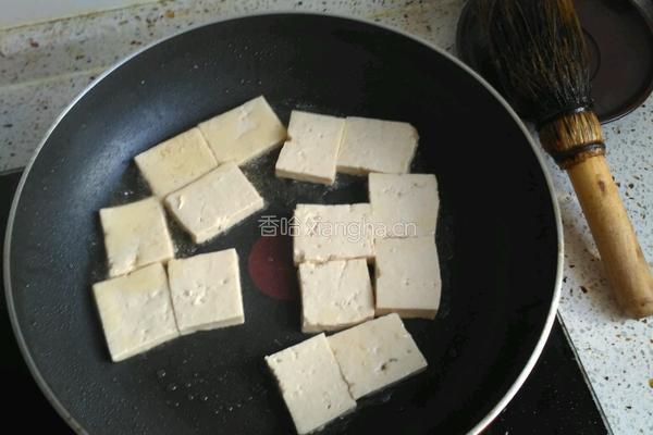 家常煎豆腐的做法图解2