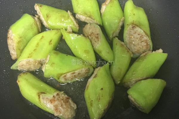辣椒酿肉的做法图解2