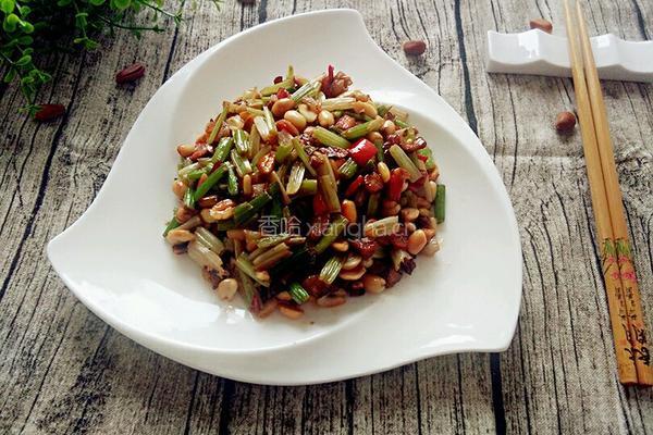 果仁炒芹菜的做法图解11