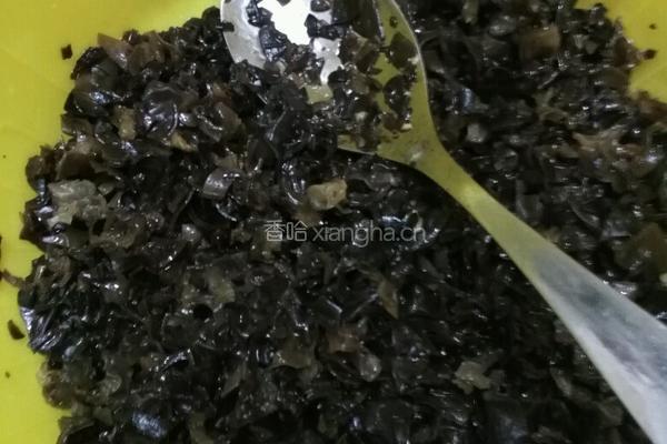 马蹄玉米红萝卜饺子的做法图解2