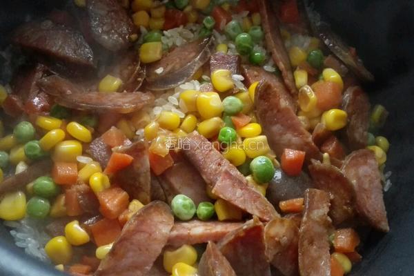腊肠焖饭的做法图解4