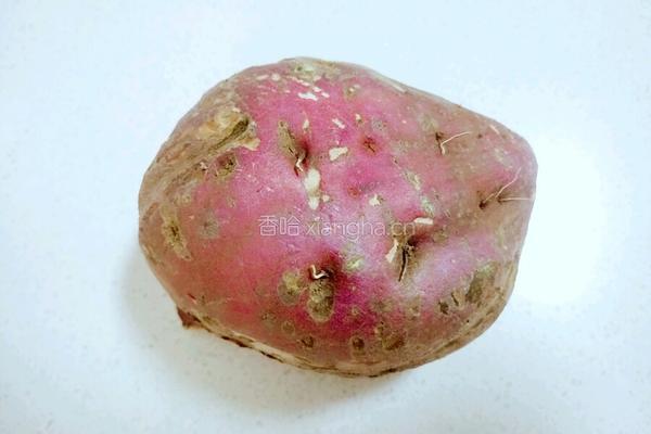 炸红薯丸子的做法图解1